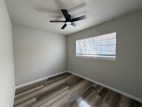 501-507 W Spruce St, Unit 507 in Fayetteville, AR - Building Photo - Building Photo