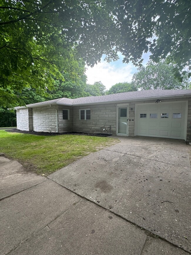 property at 701 Ravine Park Blvd