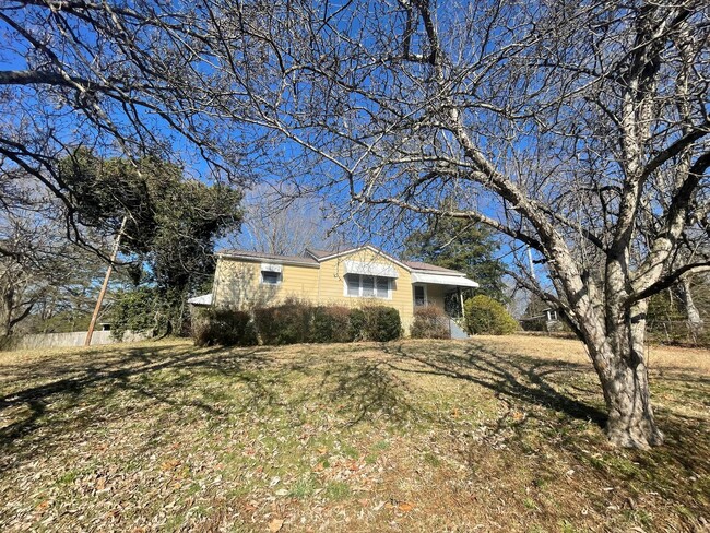 1620 2nd St SW in Hickory, NC - Building Photo - Building Photo