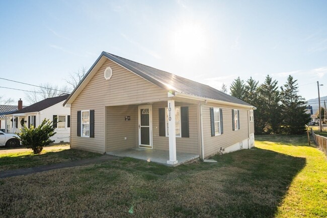 1010 Myrtle St in Kingsport, TN - Building Photo - Building Photo