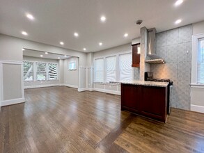 5001 Seminole St-Unit -Apt in Detroit, MI - Building Photo - Building Photo