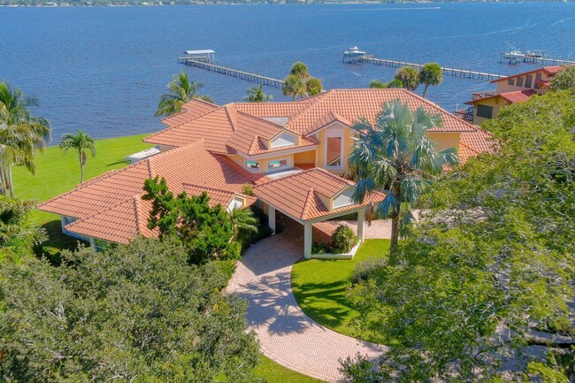 property at 901 SE Riverside Dr