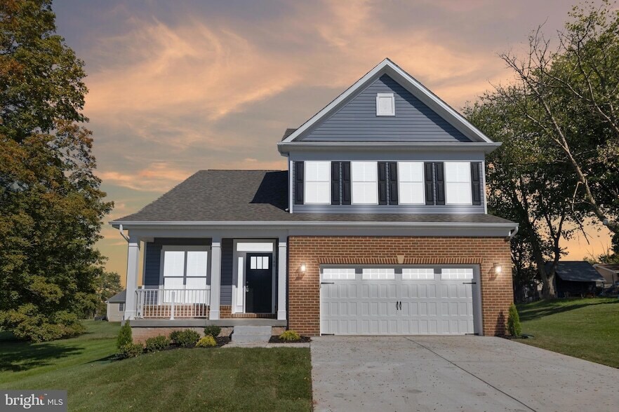 148 W Baltimore St in Taneytown, MD - Building Photo