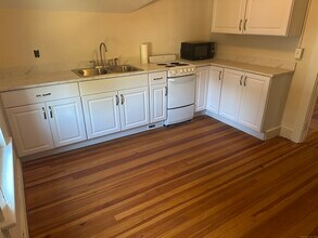 32 S Elm St in Wallingford, CT - Building Photo - Building Photo