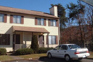 160 Montview Forest Dr in Lynchburg, VA - Building Photo