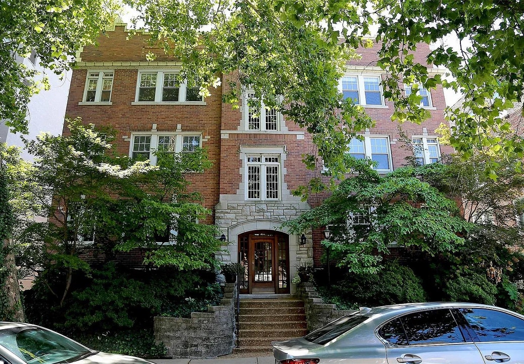 6218 Southwood Ave, Unit 3W in St. Louis, MO - Foto de edificio