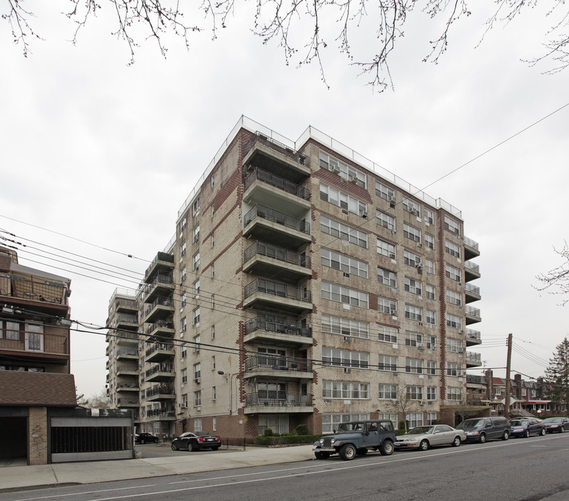 4750 Bedford Ave in Brooklyn, NY - Building Photo