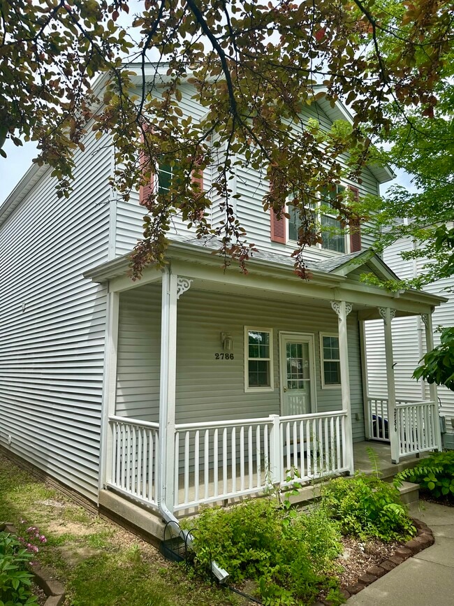 2786 Irving Ave in Iowa City, IA - Building Photo - Building Photo