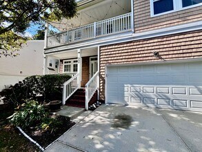 929 Oakland Ave in Virginia Beach, VA - Building Photo - Building Photo
