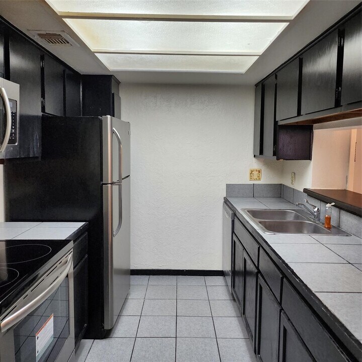 2814 S Bartell Dr in Houston, TX - Foto de edificio