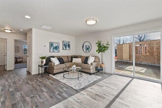 36 S Drifter Loop in Nampa, ID - Building Photo - Building Photo