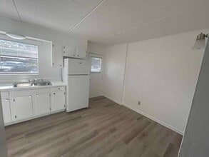 Pine Ridge Apartments at Shalimar in Shalimar, FL - Building Photo - Building Photo