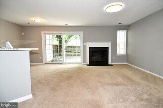 13703 Lord Sterling Pl in Upper Marlboro, MD - Building Photo - Building Photo