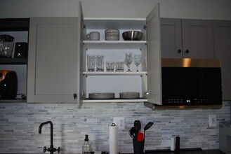 404 Kathe Ct-Unit -Unit 2 in Riva, MD - Building Photo - Building Photo
