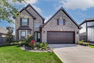 30711 Thicket Ct in Fulshear, TX - Building Photo