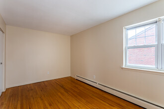 Ivy Garden Apartments in Willimantic, CT - Building Photo - Interior Photo