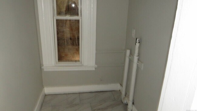 191 Ferry St in New Haven, CT - Building Photo - Building Photo