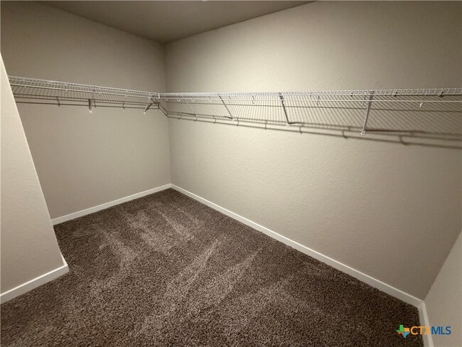 1100 RIVER WOOD
