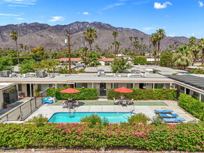 579 S Highland Dr in Palm Springs, CA - Building Photo - Primary Photo