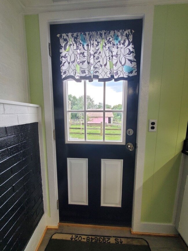 448 Ridgeview Rd in Brightwood, VA - Building Photo - Building Photo