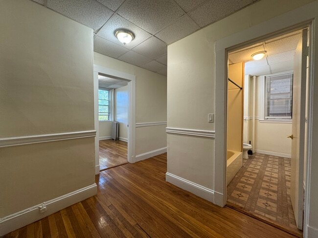 386 Riverway, Unit #3 in Boston, MA - Building Photo - Building Photo