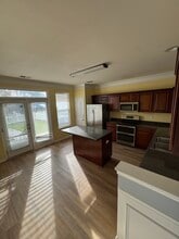 9358 Greenheather Dr in Huntersville, NC - Building Photo - Building Photo