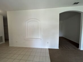 15111 Hawks Shadow Dr in Ft. Myers, FL - Building Photo - Building Photo