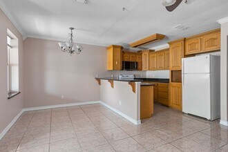 106 E Campeche St in South Padre Island, TX - Building Photo - Building Photo