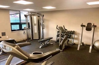 99-39-9966 66th Ave in Queens, NY - Foto de edificio - Building Photo