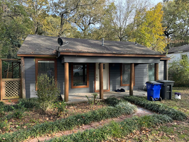 1816 Maple Ave in Florence, AL - Building Photo - Building Photo