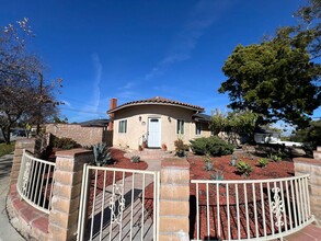 26325 Birchfield Ave in Rancho Palos Verdes, CA - Building Photo - Building Photo