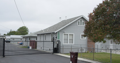 463 W Sunset Blvd in Hayward, CA - Building Photo - Building Photo