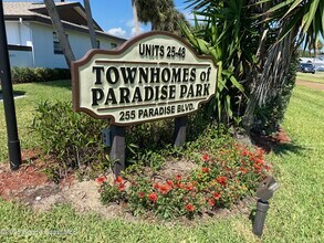 255 Paradise Blvd in Indialantic, FL - Building Photo - Building Photo