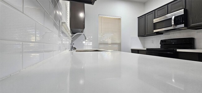 919 Yorkshire Hollow Ln