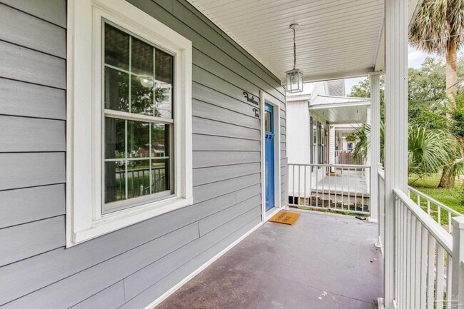 1410 E Gadsden St in Pensacola, FL - Building Photo - Building Photo