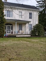 112 Kirtley Strasse, Unit 112 Kirtley Strasse in Wellsburg, WV - Building Photo