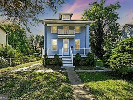 3105 Rosekemp Ave, Unit Apt A in Baltimore, MD - Building Photo