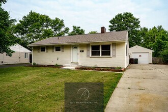 4027 Beatty Dr in Dayton, OH - Building Photo - Building Photo