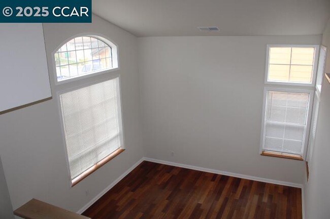 247 Catalina Dr in Hercules, CA - Building Photo - Building Photo