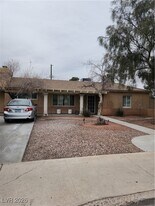 1006 Essex E Dr in Las Vegas, NV - Building Photo