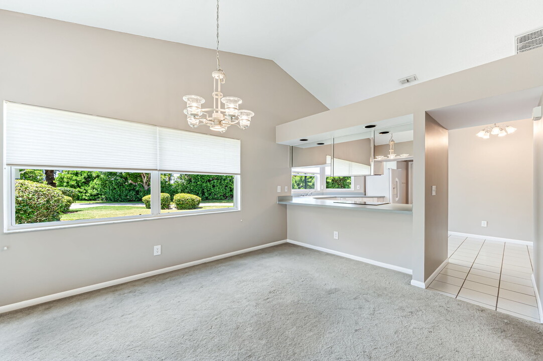 2201 McGregor Park Cir, Unit 2201 McGregor Park Circle in Ft. Myers, FL - Building Photo