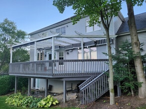 1110 Persimmon Dr in Lancaster, PA - Foto de edificio - Building Photo