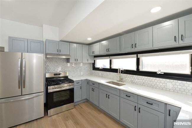 73 Lafayette Ave in Passaic, NJ - Building Photo - Building Photo