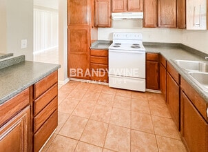 8008 Santillo Dr in Jacksonville, FL - Building Photo - Building Photo