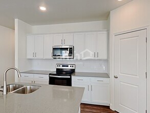 2703 3340 South St in Syracuse, UT - Building Photo - Building Photo