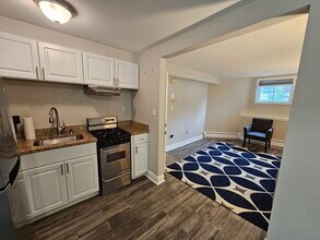 44 Belmont St, Unit 2 in Somerville, MA - Building Photo - Building Photo