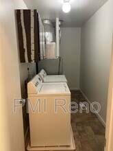 933 Glen Meadow Dr in Sparks, NV - Building Photo - Building Photo