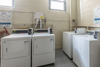 3508 Dupont Ave S in Minneapolis, MN - Building Photo - Building Photo