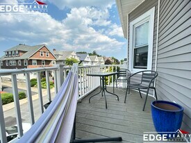 14 Mapleton St, Unit 3 in Boston, MA - Building Photo