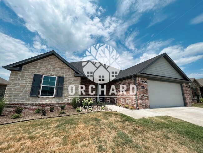 941 Madden St in Springdale, AR - Building Photo - Building Photo